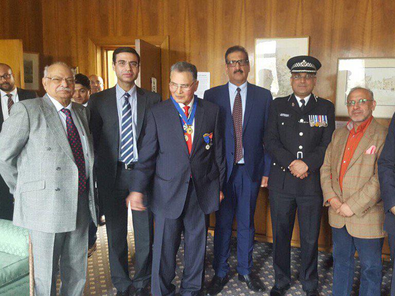 James Shera MBE Sitara E #Pakistan is the only #Pakistani with a street in #UK named after him. A respected name in UK, no doubt ! A respected opinion in #Pakistan??? We’ll see how we #Pakistanis respect those who bring honour to the nation! #SaveEdwerdesCollege