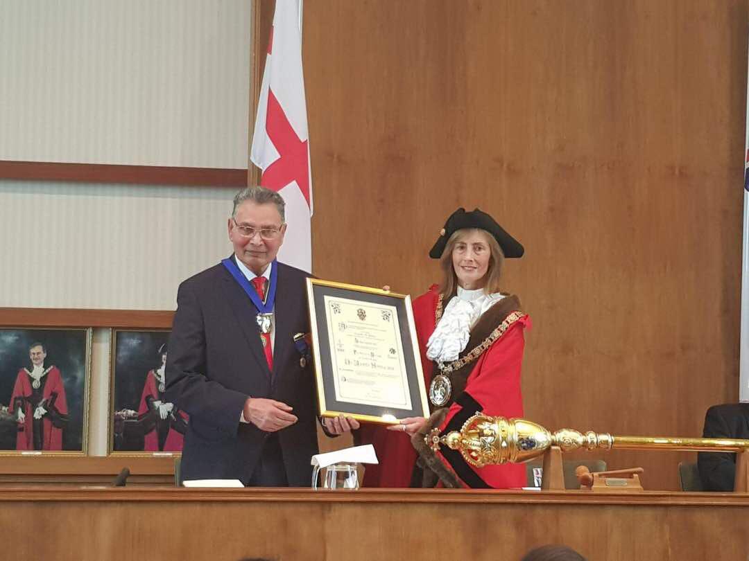 James Shera MBE Sitara E #Pakistan is the only #Pakistani with a street in #UK named after him. A respected name in UK, no doubt ! A respected opinion in #Pakistan??? We’ll see how we #Pakistanis respect those who bring honour to the nation! #SaveEdwerdesCollege