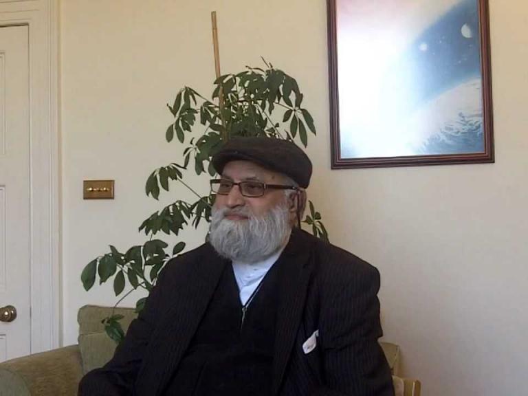 IMAM Dr Abdul Jalil Sajid JP is a leading British Muslim of Pakistani origin who is at present IMAM of Brighton Islamic Mission